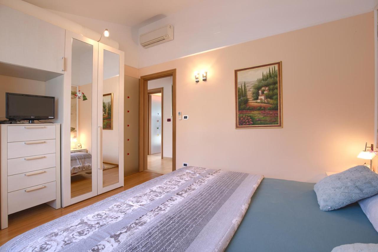 Tomisha Pjescana Uvala Exterior foto